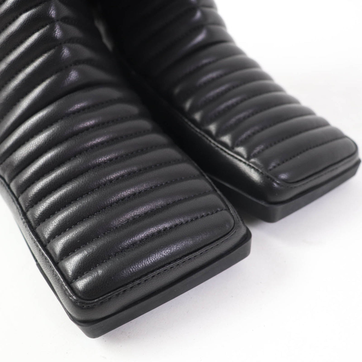 Zelvant elegant leather Boot top view