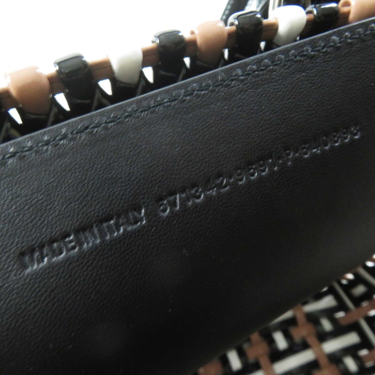 Crismontia elegant leather Luxury Bag interior detail