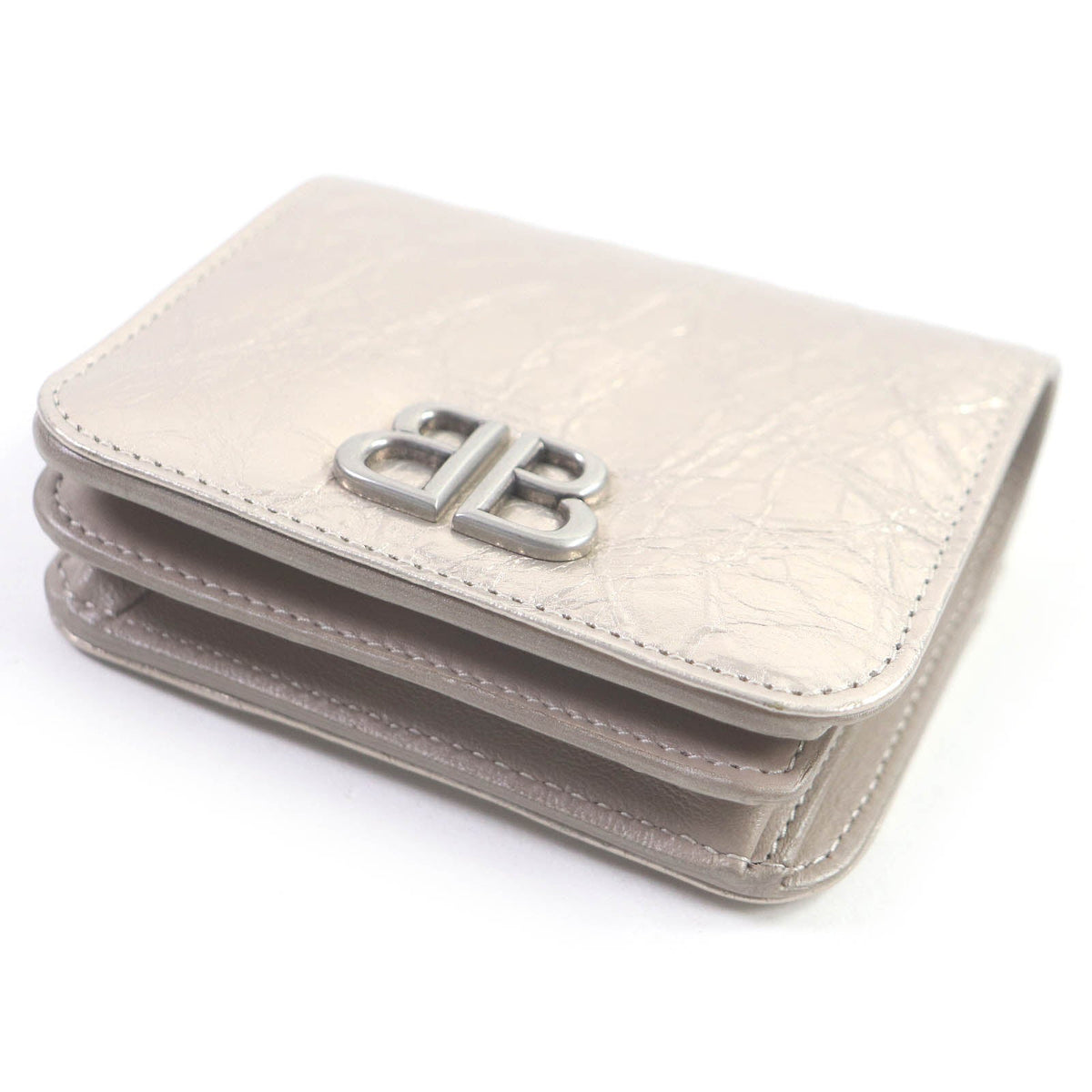 Belvontia elegant leather Luxury Item interior detail