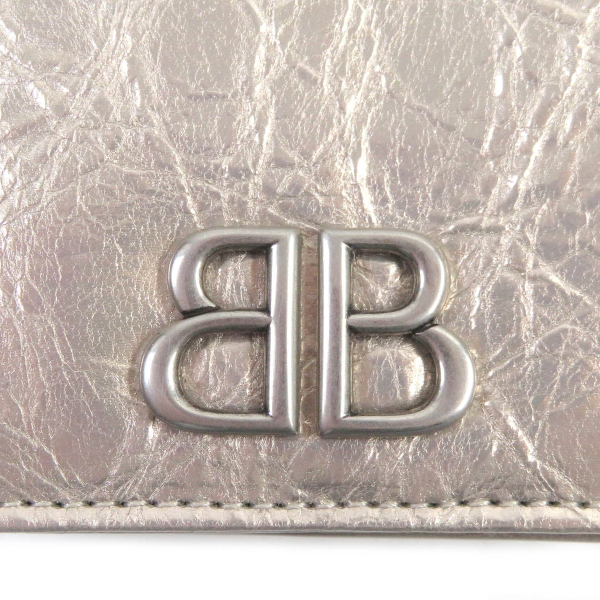 Belvontia elegant leather Luxury Item top view
