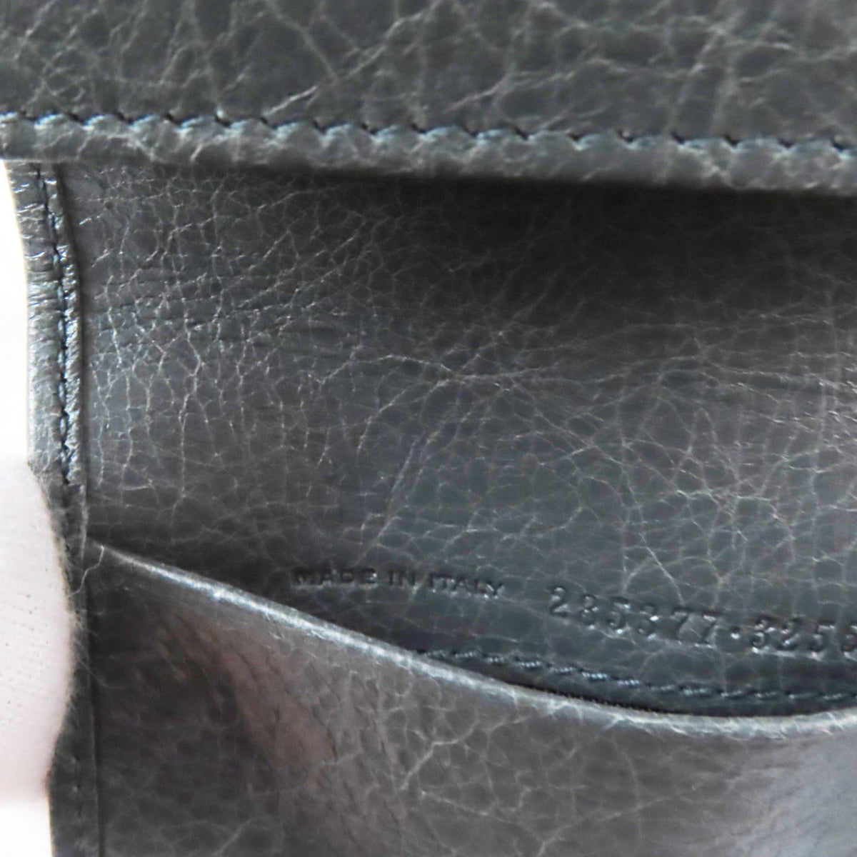 Auremontex elegant leather Luxury Item top view