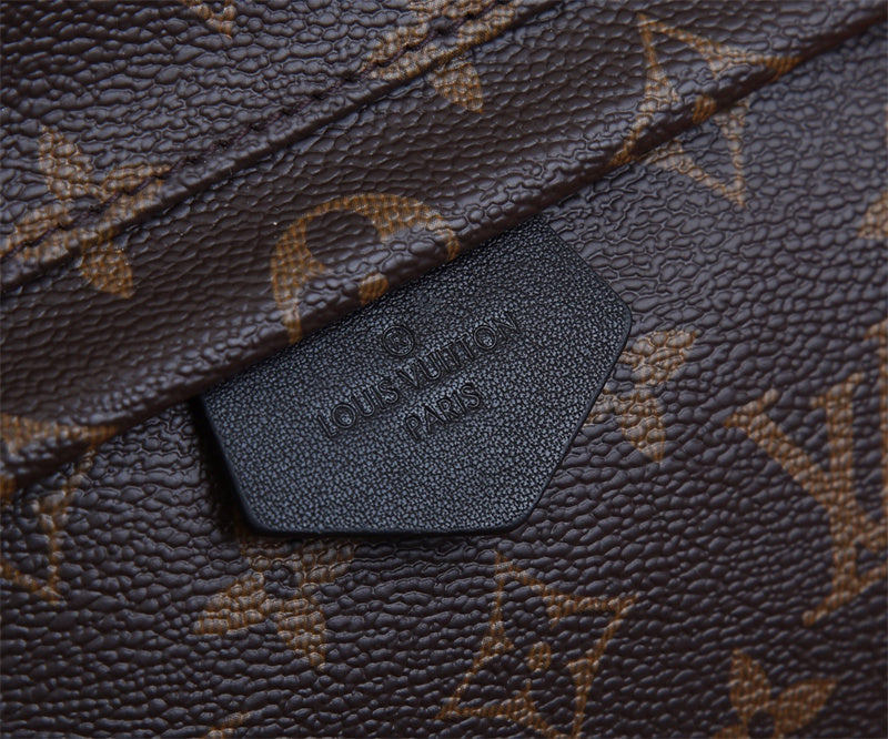  tote bag interior and compartment view 15