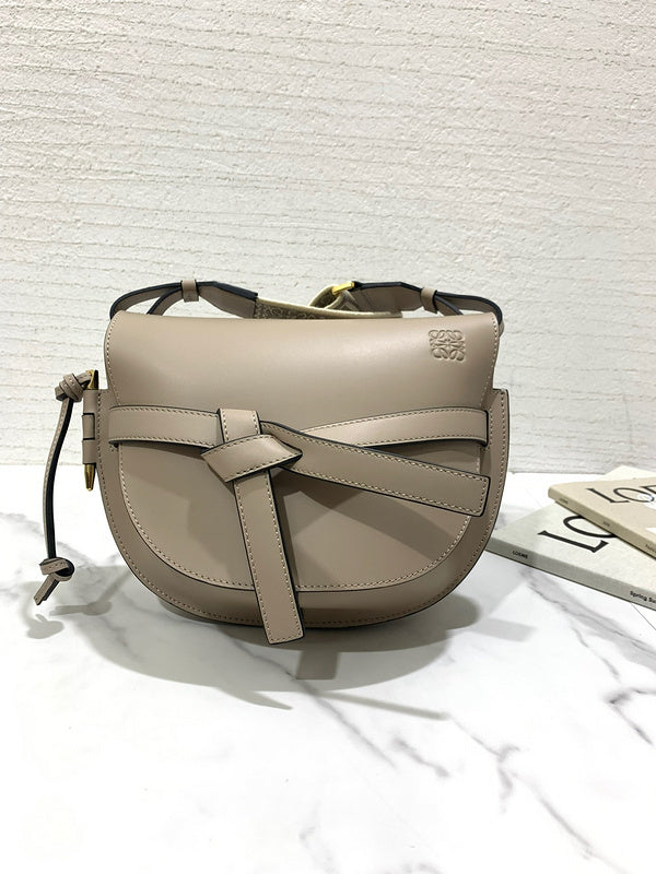 Ziva's Charm handbag – side angle view (20cm*19cm*11.5cm)