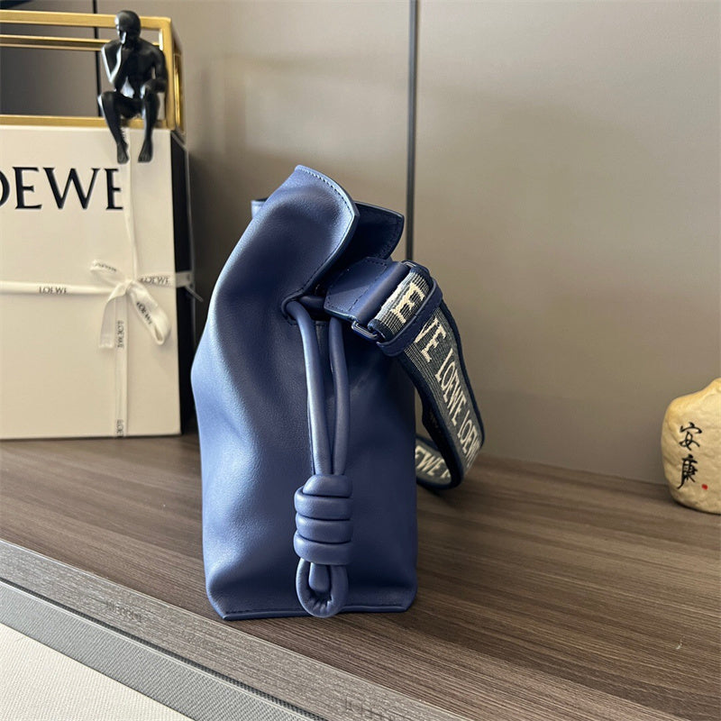 Ziva's Charm handbag – side angle view (30cm*24.5cm*10.5cm)