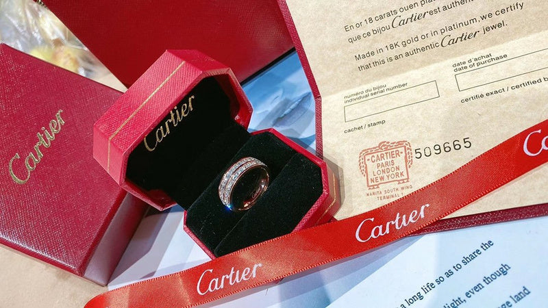 Side view of Cartier unisex jewelry piece