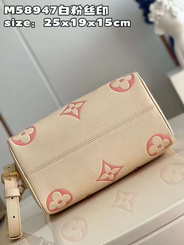 Handle and strap detail of premium statement women's handbag – women's premium purse