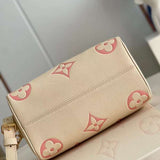 Handle and strap detail of premium statement women's handbag – women's premium purse