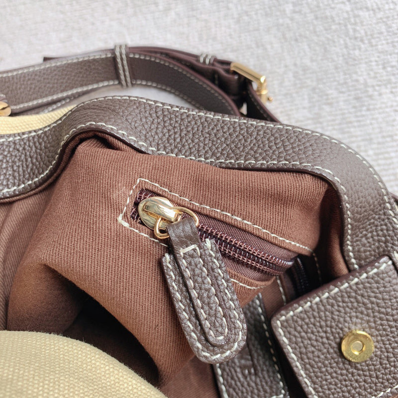 Ziva's Charm handbag – interior view (33cm*33cm*16cm)