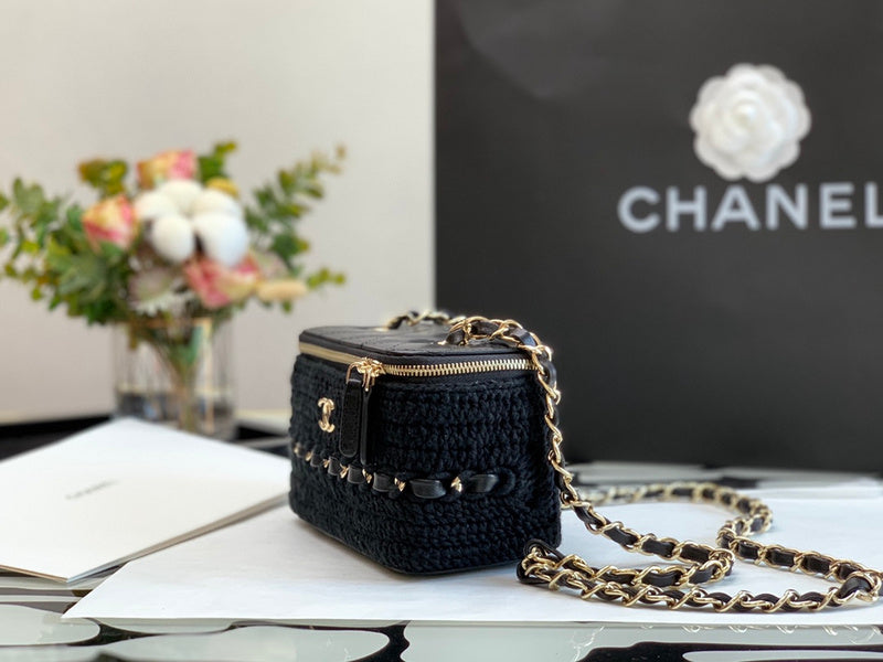  women's handbag, versatile design, view 5