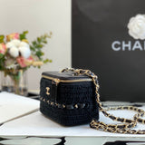 women's handbag, versatile design, view 5