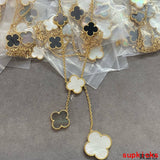 Side view of Van Cleef & Arpels unisex jewelry piece