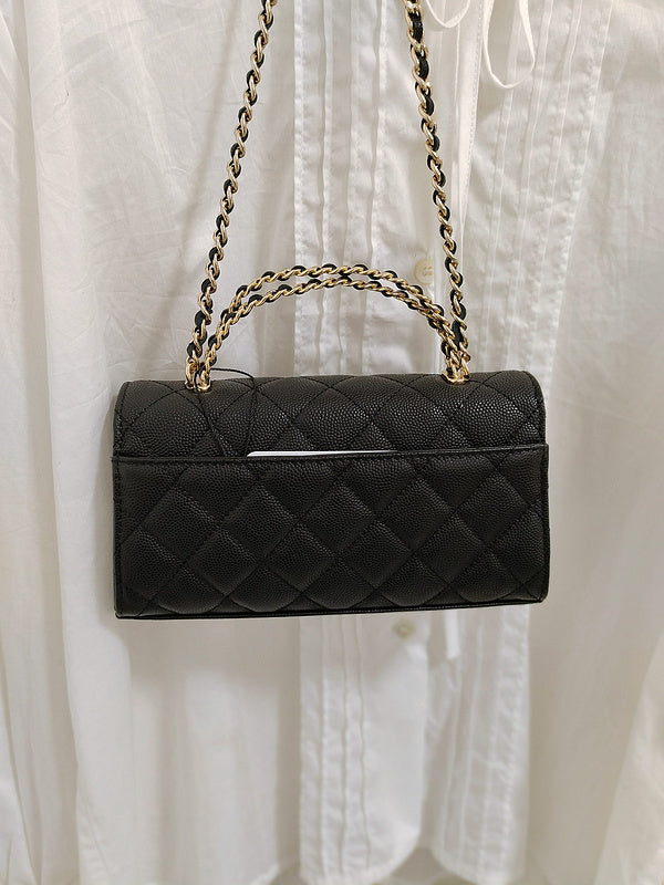  handbag, compact everyday style, image 5