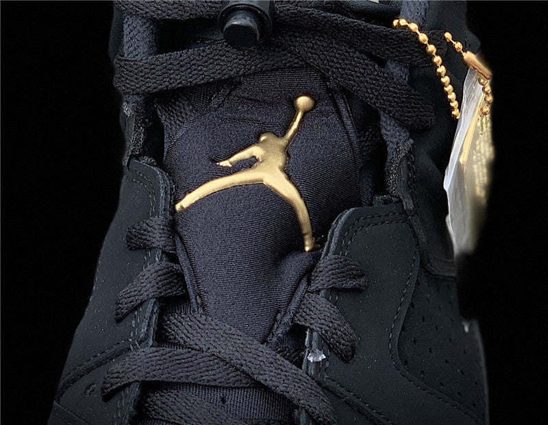 Nike Men's & Women's Premium Designer Sneakers — Style 010 hardware detail