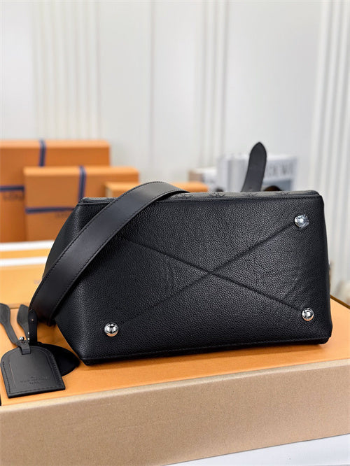  Understated crossbody bag front view 7