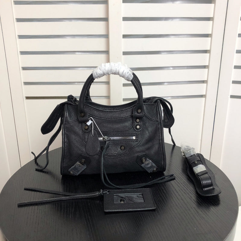 Front view of elevated classic women's handbag – women's designer-style accessory