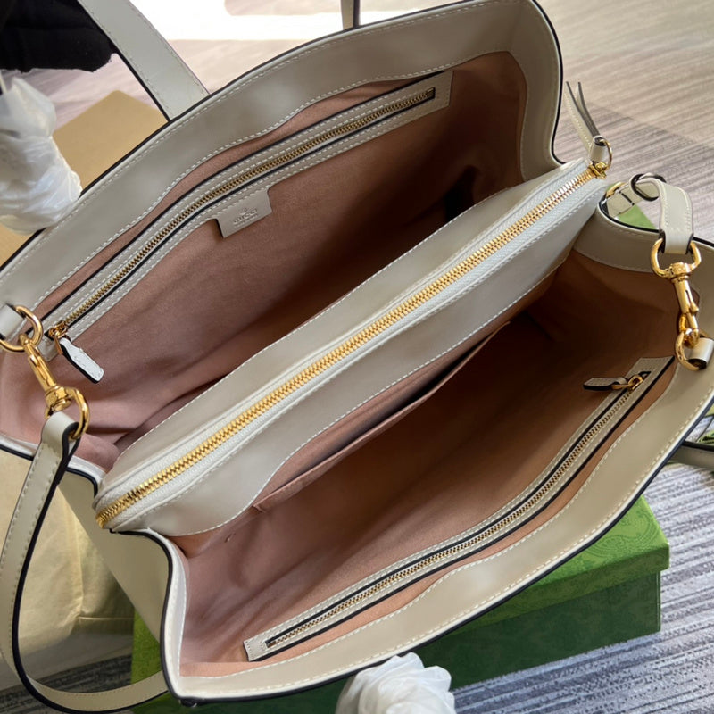 Close-up detail of chic structured women's handbag – women's premium purse