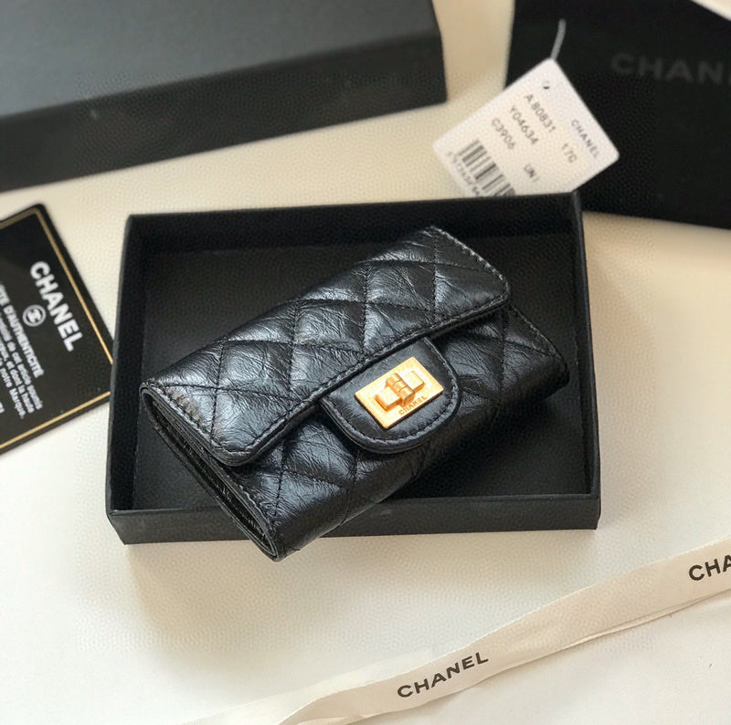 Zivas Charm Modern Minimalist Look Everyday Handbag (Contemporary Shape Language) – Close-Up Detail