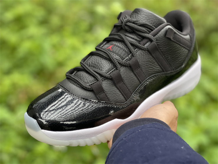 Nike Men's & Women's Luxury Low-Top Trainers — Style 225 detail view