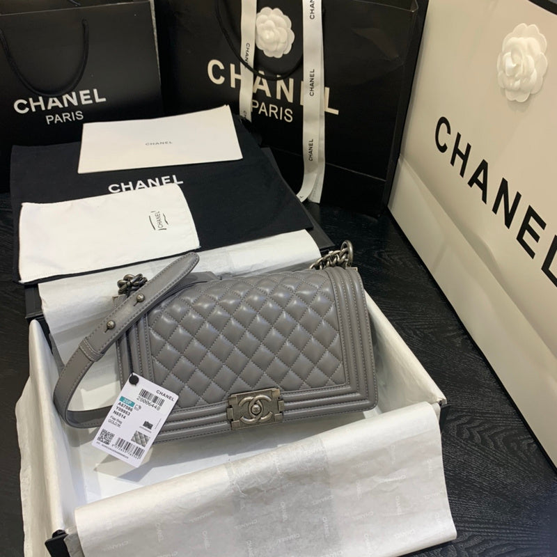  women's handbag, mid design, view 10