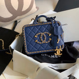  compact purse view 6