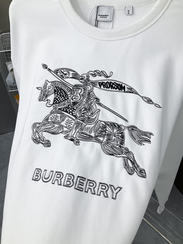 Full silhouette view of Burberry luxury piece style No.570