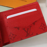  shoulder bag close-up of hardware and finish 11