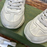 Gucci classic monochrome luxury sneakers view 5 cushioned comfort fit