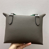  versatile tote bag detail view showing craftsmanship 14