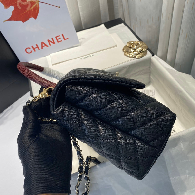 handbag, spacious everyday style, image 3