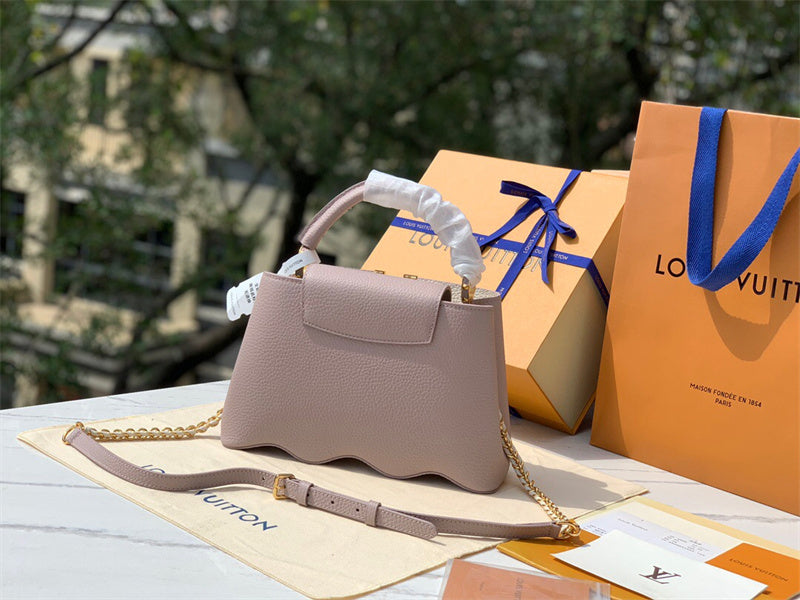  curated everyday bag detail view showing craftsmanship 20