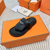 Hermès Black Gladiator Sandals - Heel Detail View