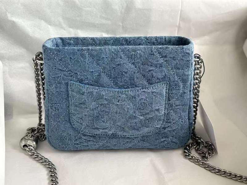 Zivas Charm Everyday Sophistication Luxury Handbag (Elevated Accessory Essential) – Full Silhouette