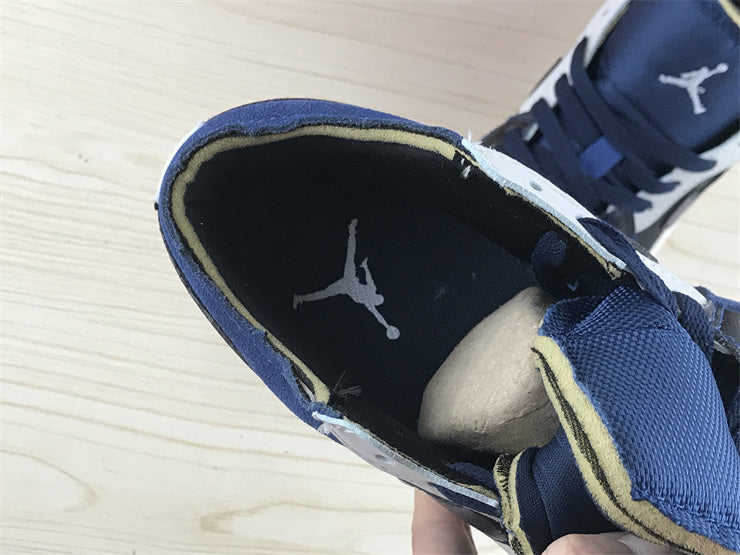 Nike classic monochrome luxury sneakers view 16 heritage-inspired look