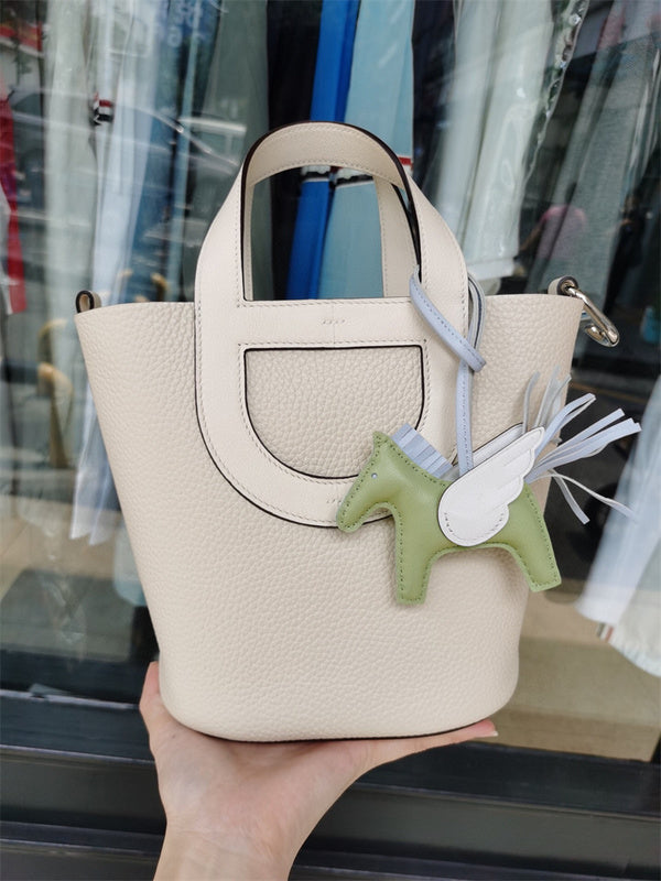  graceful structured bag styled with outfit 12