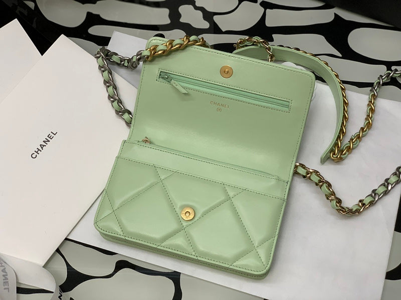  women's handbag, mid design, view 7