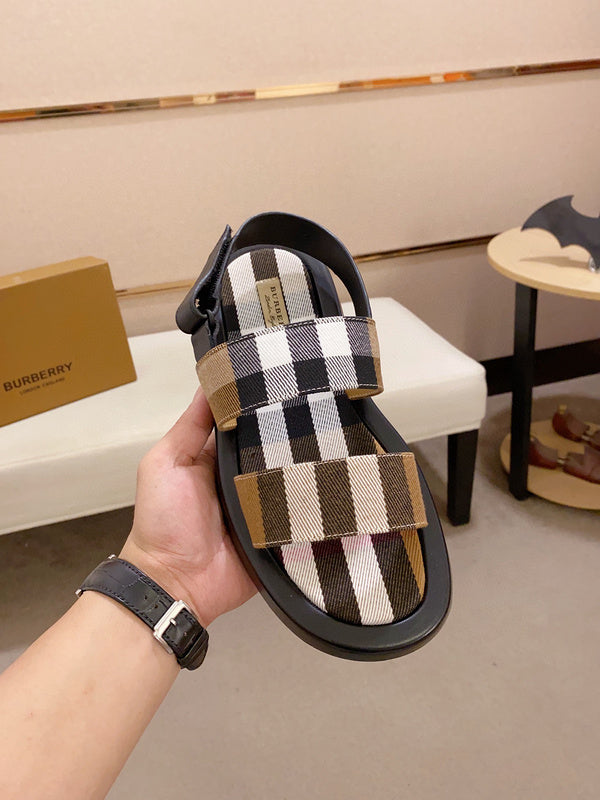 Burberry White Bow-Detail Flats - Angled View