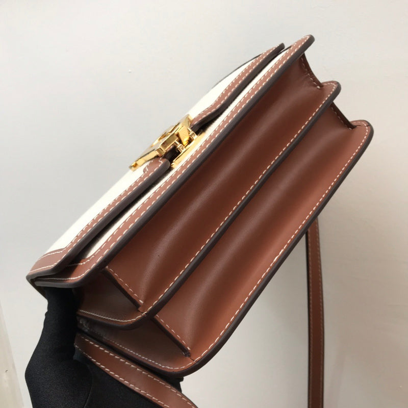 Ziva's Charm handbag – interior view (one versatile size)