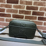 Handle and strap detail of everyday-luxe modern women's handbag – women's designer-style accessory