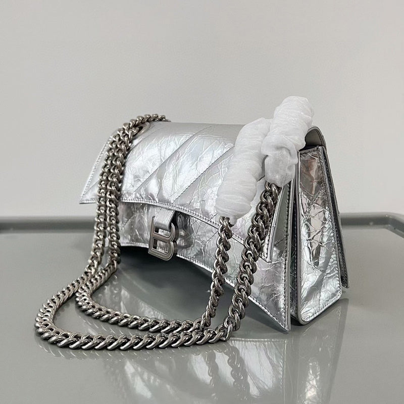 Zivas Charm Timeless Appeal Statement Handbag (Elevated Daily Companion) – Full Silhouette
