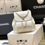 Zivas Charm Understated Luxury Designer Handbag (Considered Detail & Form) – Detail View
