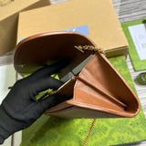 Side profile of modern sleek women's handbag – women's designer-style accessory