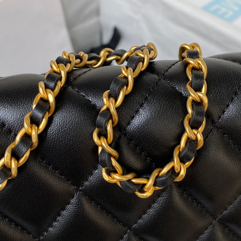 Ziva's Charm handbag – lifestyle view (one versatile size)