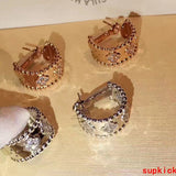 Front view of Van Cleef & Arpels unisex jewelry piece