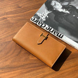  Sophisticated crossbody bag front view 13
