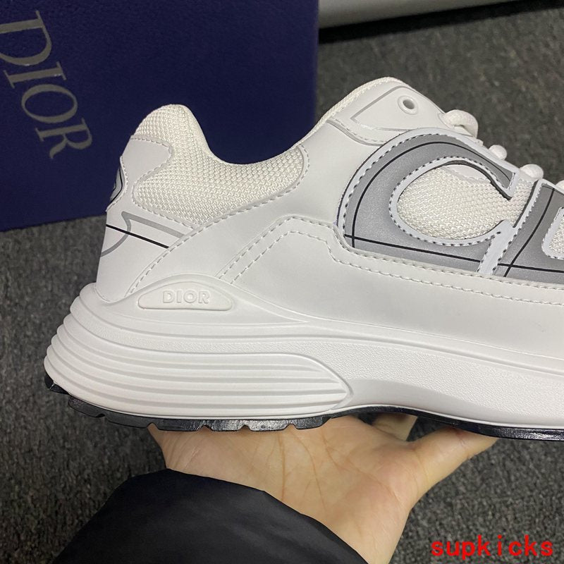 Dior shoes Style 006 - true-to-life color detail