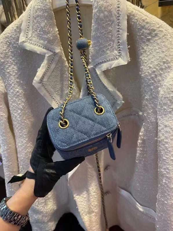  versatile purse view 3