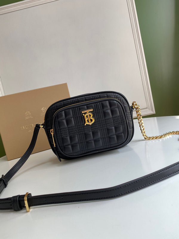 Ziva's Charm handbag – front view (one versatile size)
