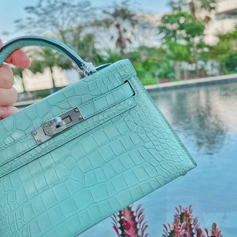 Side view of effortless structured handbag