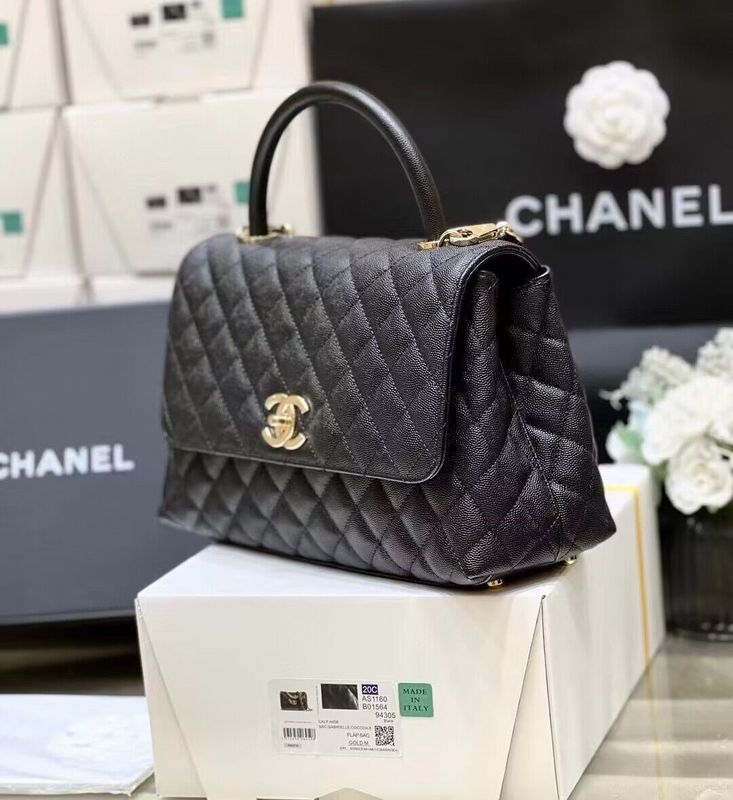  handbag, spacious everyday style, image 4