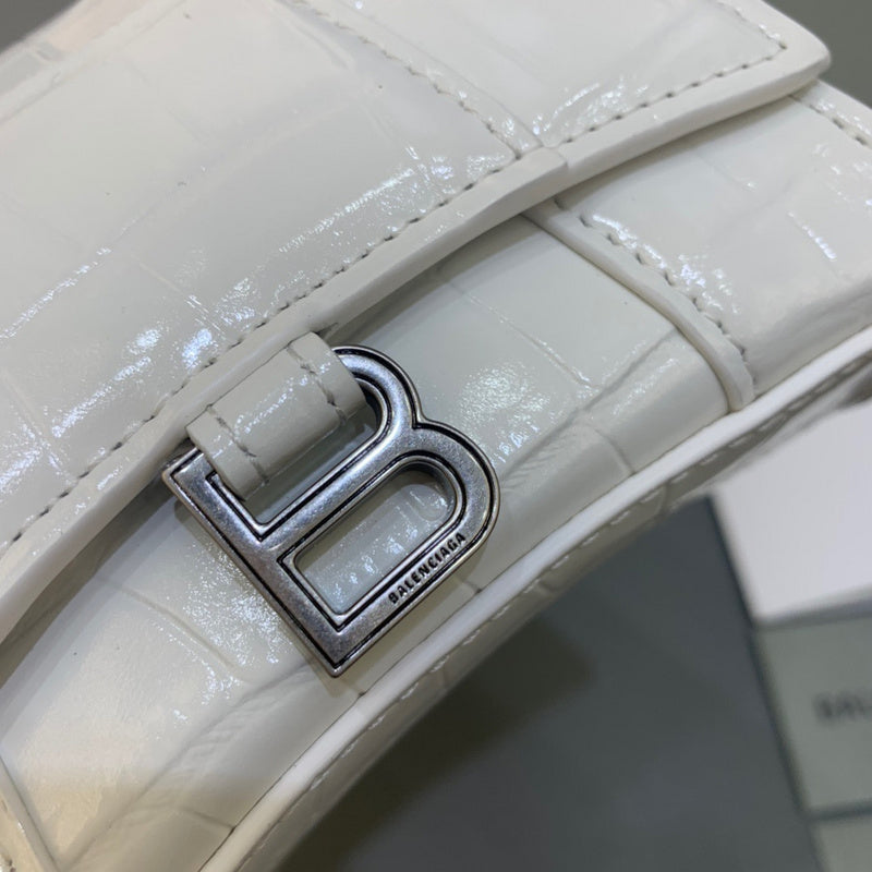 Effortless Vegan Leather Handbag - Modern Structured Build | Women's Luxury Handbag #484 - interior view (image 6) of designer-inspired handbag